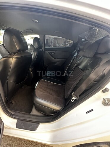 Hyundai Elantra 2015, 225,060 km - 1.8 л - Bakı