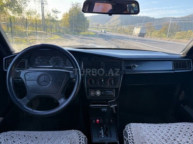 Mercedes 190 1992, 250,000 km - 2.0 l - Qəbələ