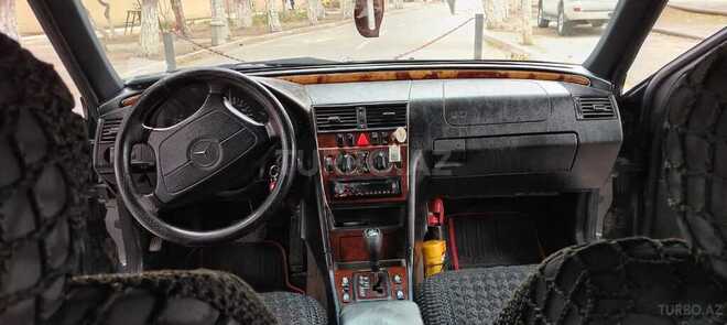 Mercedes C 220 1999, 234,123 km - 2.2 l - Sumqayıt