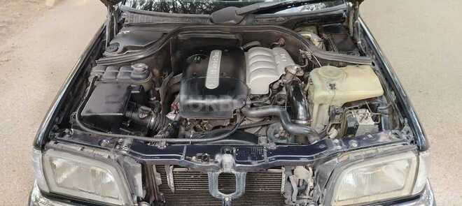 Mercedes C 220 1999, 234,123 km - 2.2 l - Sumqayıt