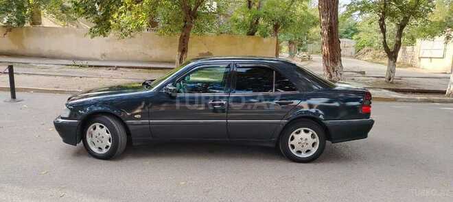 Mercedes C 220 1999, 234,123 km - 2.2 l - Sumqayıt