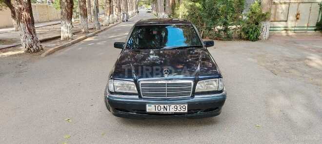 Mercedes C 220 1999, 234,123 km - 2.2 l - Sumqayıt