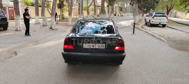 Mercedes C 220 1999, 234,123 km - 2.2 l - Sumqayıt