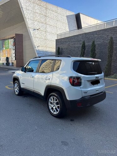 Jeep Renegade-6