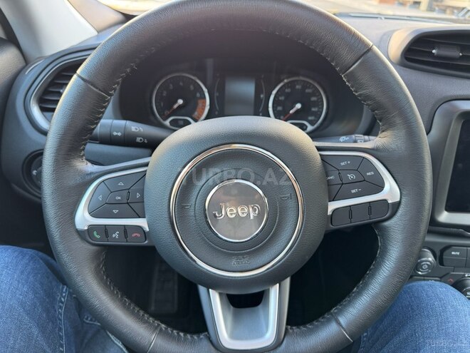 Jeep Renegade-14