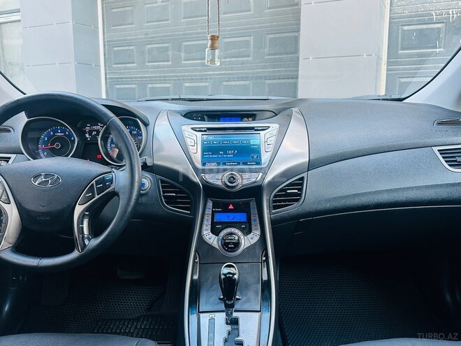 Hyundai Elantra 2013, 183,465 km - 1.8 l - Bakı