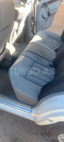 Mercedes E 250 1995, 528,000 km - 2.5 l - Bakı