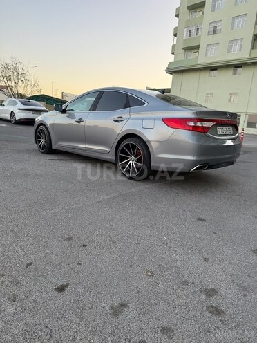 Hyundai Grandeur 2014, 240,000 km - 2.2 л - Bakı