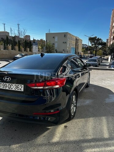 Hyundai Elantra 2018, 77,000 km - 2.0 л - Bakı