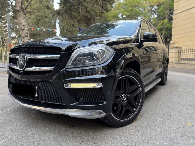 Mercedes GL 500 4MATIC 2014, 270,000 km - 4.7 l - Bakı
