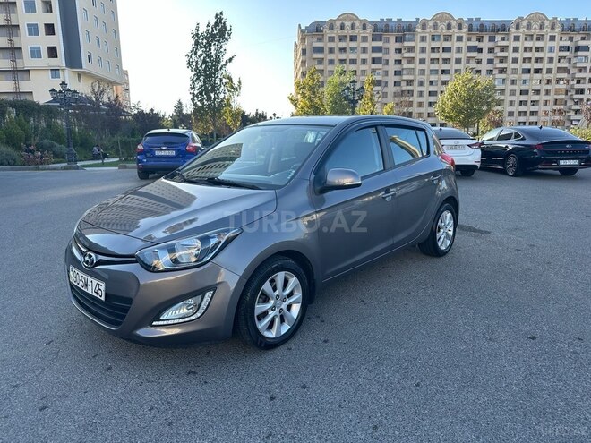 Hyundai i20 2013, 107,000 km - 1.4 l - Bakı