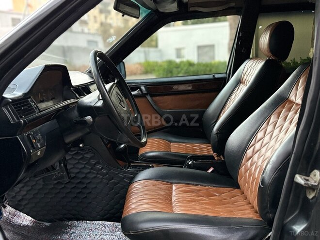 Mercedes E 220 1995, 230,500 km - 2.2 l - Xırdalan
