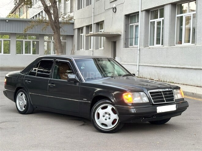 Mercedes E 220 1995, 230,500 km - 2.2 l - Xırdalan