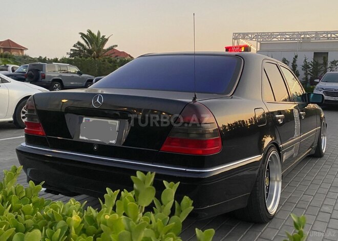 Mercedes C 280 1998, 302,000 km - 2.8 l - Bakı