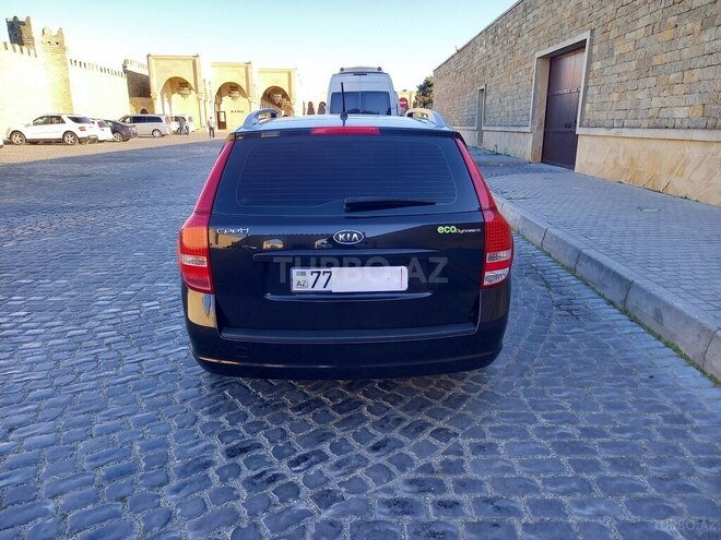 Kia  2010, 232,000 km - 1.4 l - Bakı