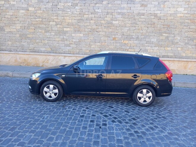 Kia  2010, 232,000 km - 1.4 l - Bakı