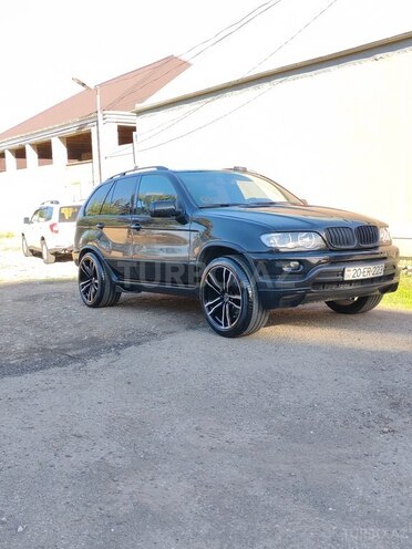 BMW X5 2001, 280,000 km - 4.4 l - Gəncə