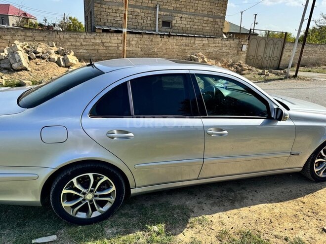 Mercedes E 220 2002, 433,000 km - 2.2 l - Bakı