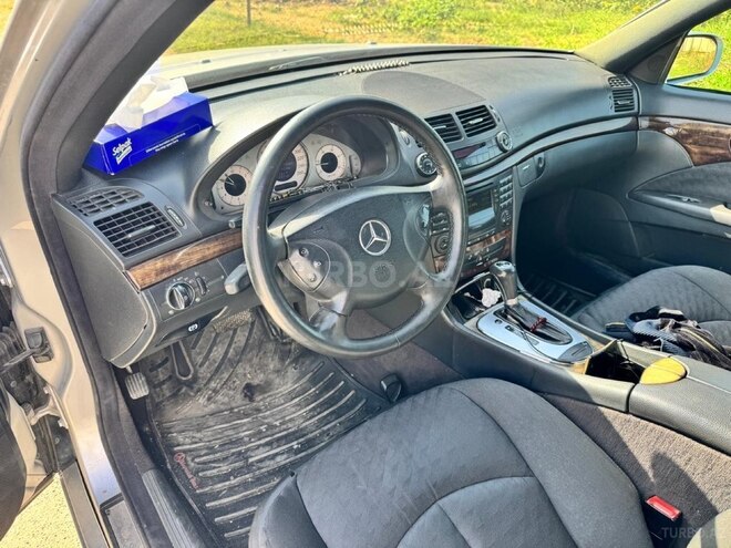 Mercedes E 220 2002, 433,000 km - 2.2 l - Bakı
