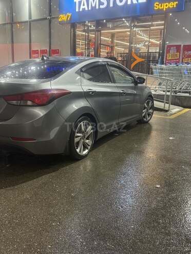 Hyundai Elantra 2015, 302,993 km - 1.8 l - Bakı