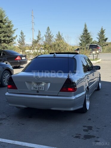 Mercedes C 240 2000, 244,000 km - 2.4 l - Yevlax