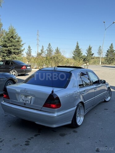 Mercedes C 240 2000, 244,000 km - 2.4 l - Yevlax