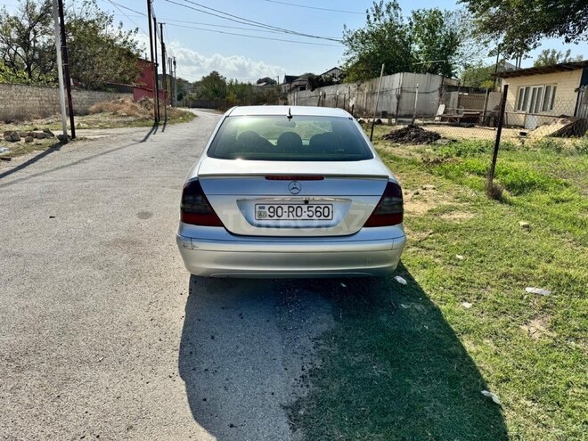 Mercedes E 220 2002, 433,000 km - 2.2 l - Bakı