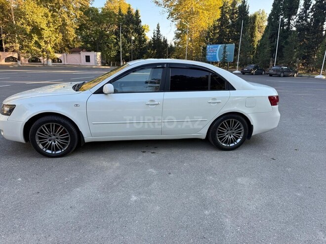 Hyundai Sonata-9