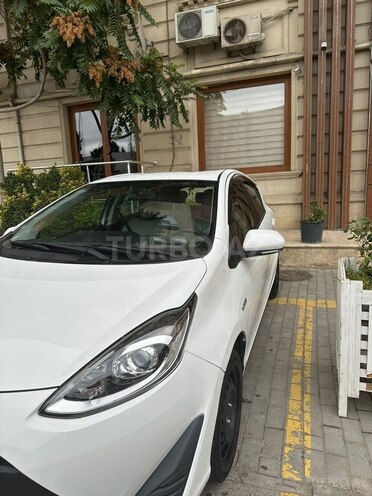 Toyota Aqua 2019, 100,000 km - 1.5 l - Bakı