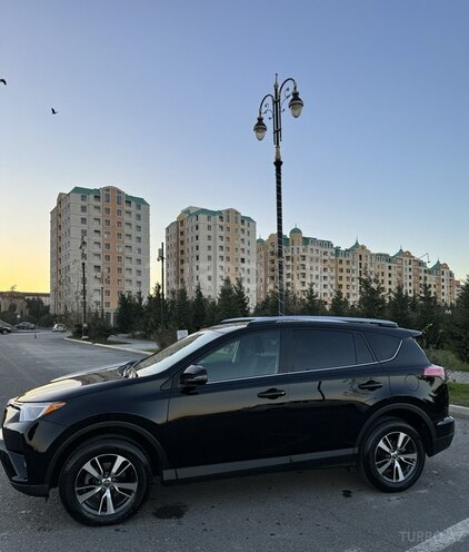 Toyota RAV4-7