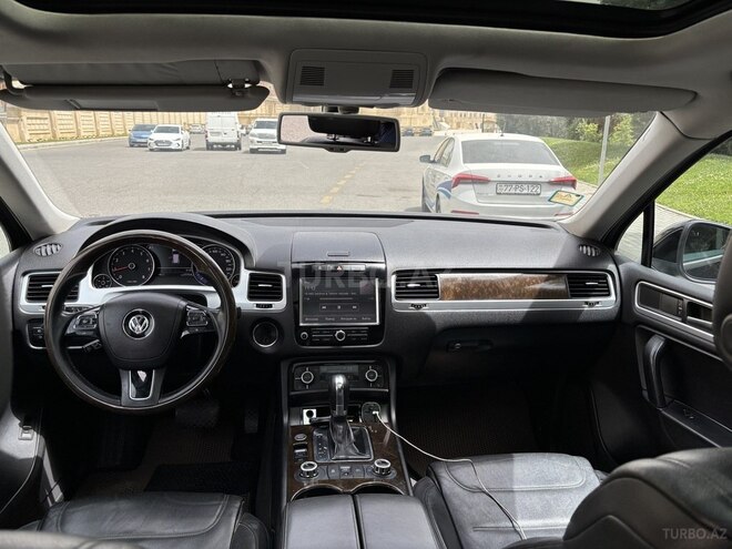 Volkswagen Touareg 2012, 275,000 km - 3.6 l - Bakı