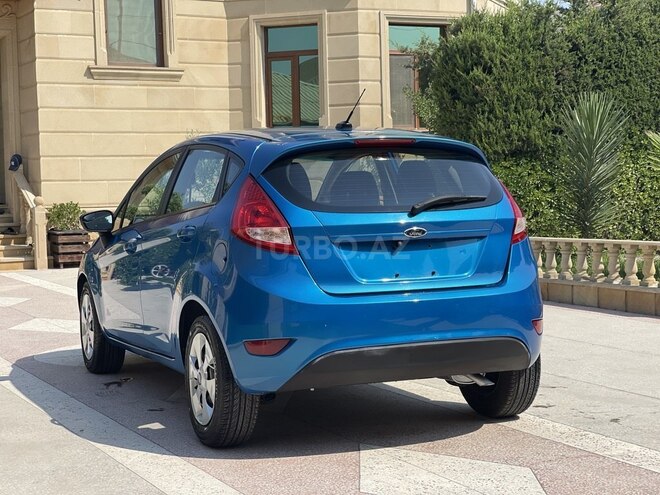 Ford Fiesta 2013, 178,000 km - 1.6 l - Sumqayıt