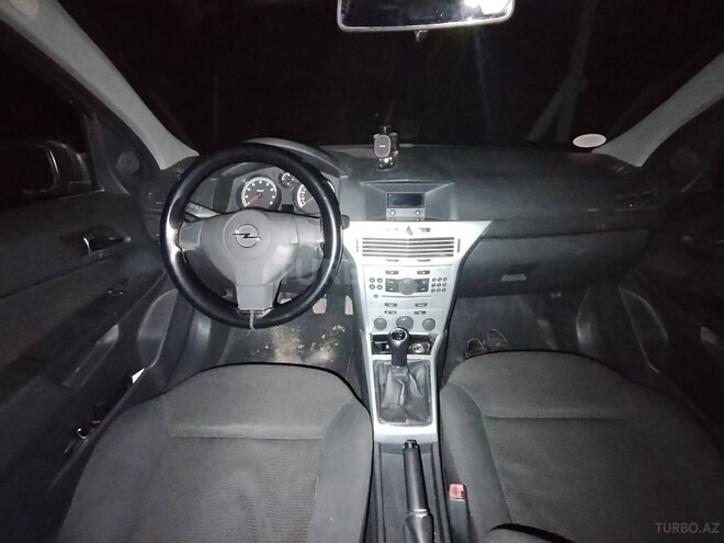 Opel Astra 2009, 279,009 km - 1.4 l - Göyçay