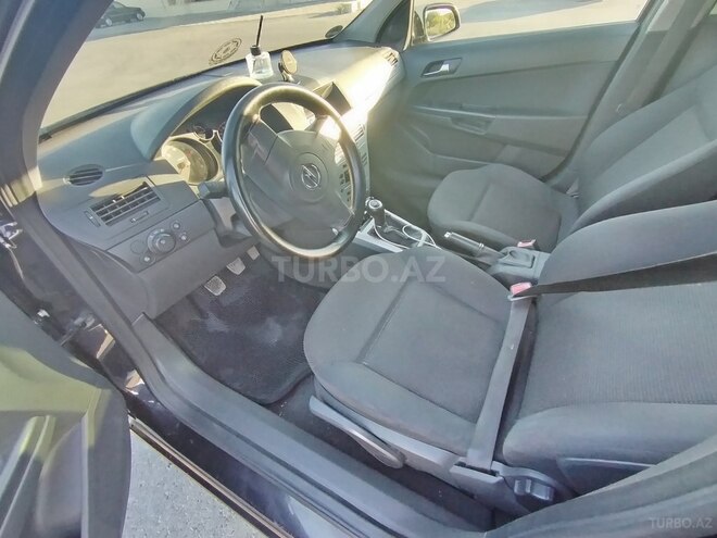 Opel Astra 2009, 279,009 km - 1.4 l - Göyçay