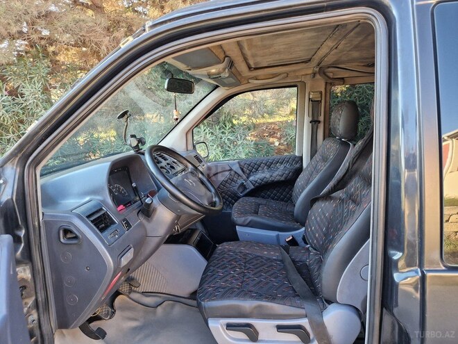 Mercedes Vito 2001, 296,800 km - 2.2 l - Bakı