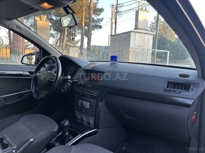 Opel Astra 2008, 299,000 km - 1.6 l - Bakı