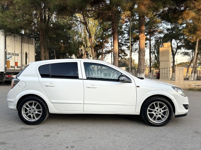 Opel Astra 2008, 299,000 km - 1.6 l - Bakı