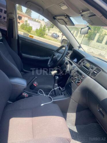 Toyota Corolla 2006, 370,000 km - 1.4 l - Naftalan