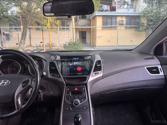 Hyundai Avante 2013, 270,000 km - 1.6 l - Bakı