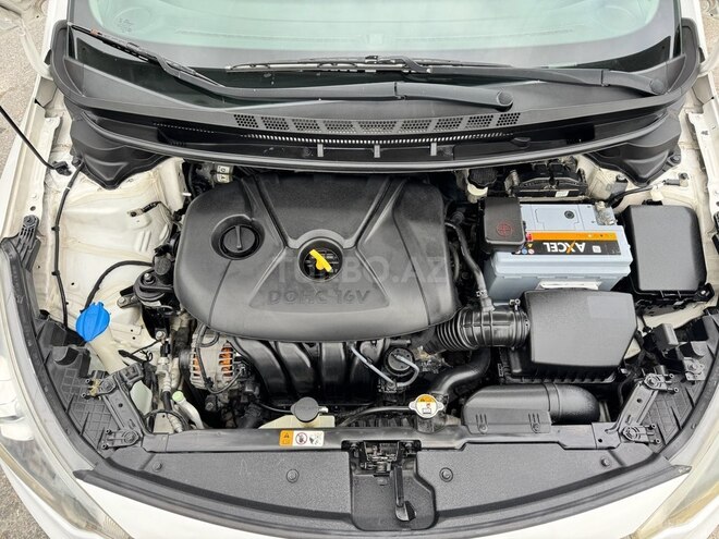 Kia Cerato 2013, 330,000 km - 2.0 l - Bakı