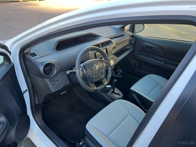 Toyota Aqua 2019, 120,000 km - 1.5 l - Bakı
