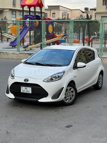 Toyota Aqua 2019, 120,000 km - 1.5 l - Bakı
