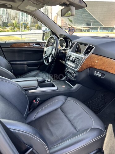 Mercedes ML 350 4MATIC 2012, 220,000 km - 3.5 л - Bakı