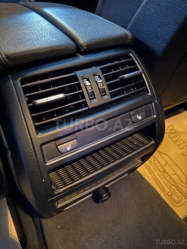 BMW 520 2014, 250,000 km - 2.0 l - Babək