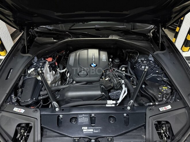 BMW 520 2014, 250,000 km - 2.0 l - Babək