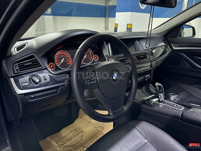 BMW 520 2014, 250,000 km - 2.0 l - Babək