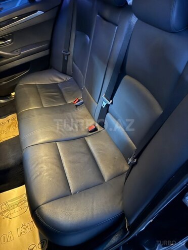 BMW 520 2014, 250,000 km - 2.0 l - Babək