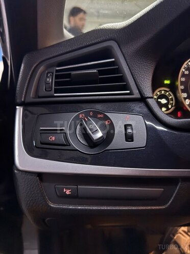 BMW 520 2014, 250,000 km - 2.0 l - Babək