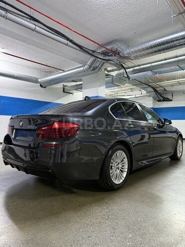BMW 520 2014, 250,000 km - 2.0 l - Babək