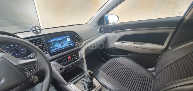 Hyundai Elantra 2017, 219,510 km - 2.0 l - Bakı